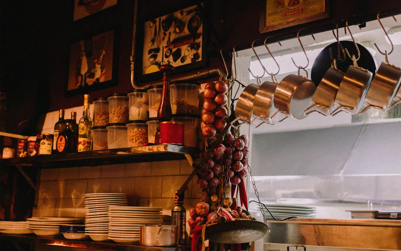 Centralle Osteria — aplicação 16 da identidade visual