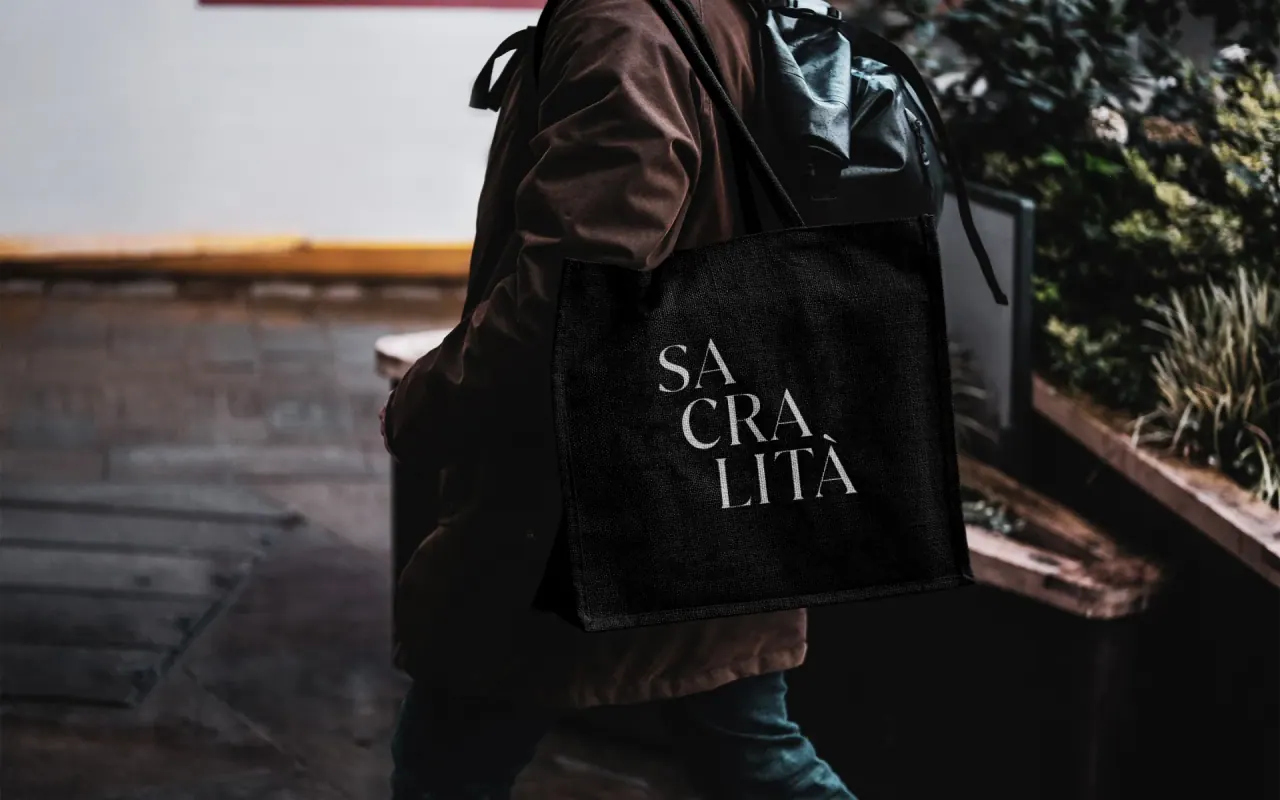 Sacralità — aplicação 9 da identidade visual