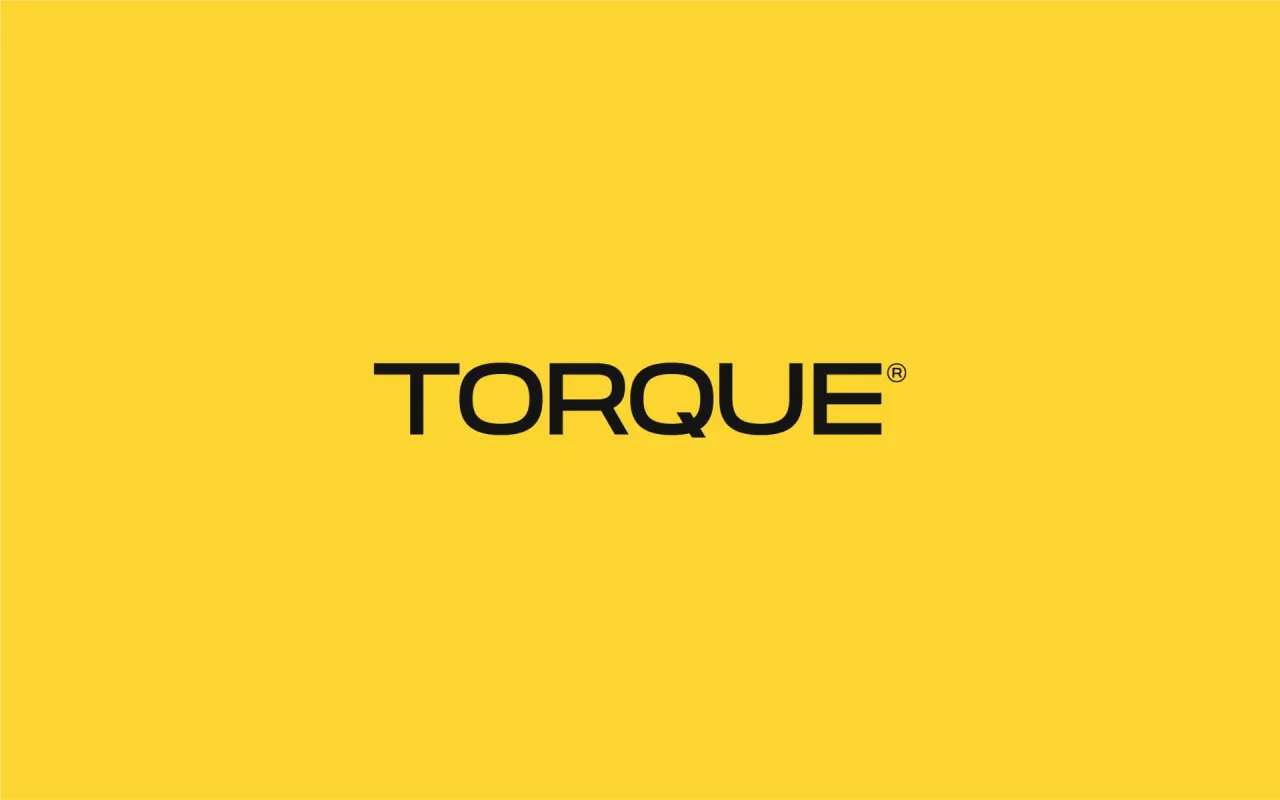 TORQUE Soluções Automotivas — aplicação 8 da identidade visual